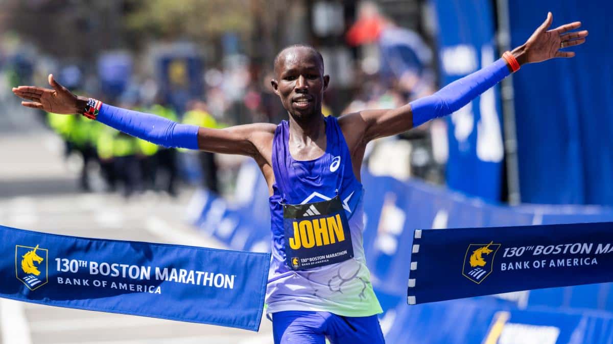 John Korir pulveriza el récord del Maratón de Boston y Sharon Lokedi repite como campeona