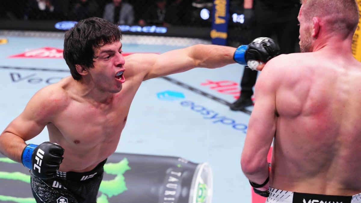 Adrián Luna Martinetti debutó en la UFC con derrota ante Davey Grant y ganó un bono de USD 100.000