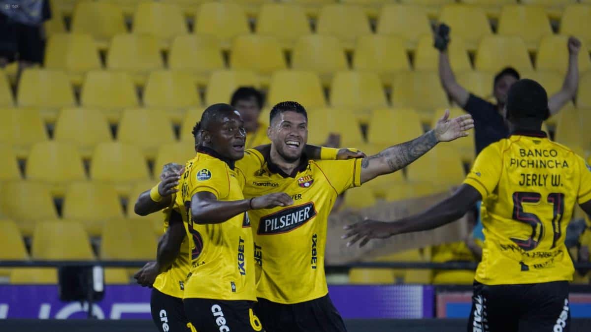Barcelona SC recibe a Manta FC por la Fecha 12 de la LigaPro en el estadio Banco Pichincha
