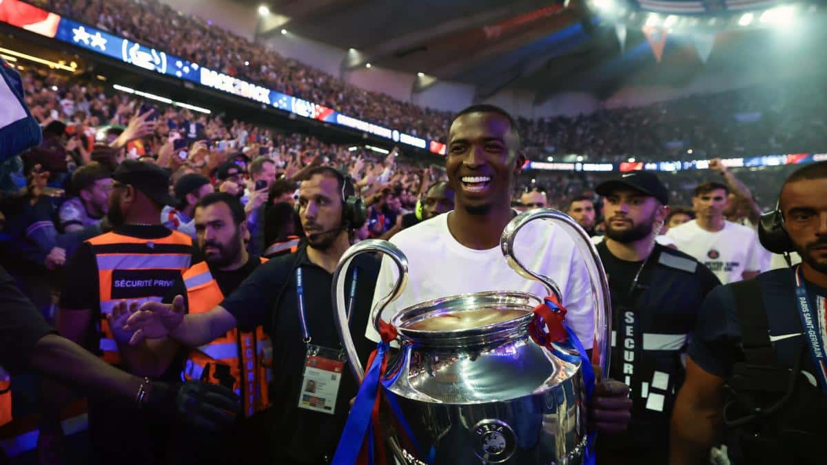 PSG asegura el futuro de Willian Pacho con una renovación de gran envergadura: contrato hasta 2030