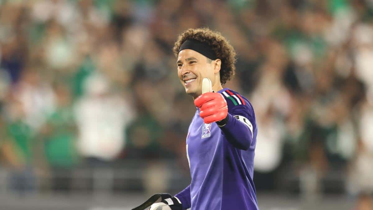 Guillermo “Memo” Ochoa fue convocado por México y empató el récord de participaciones en Copas del Mundo