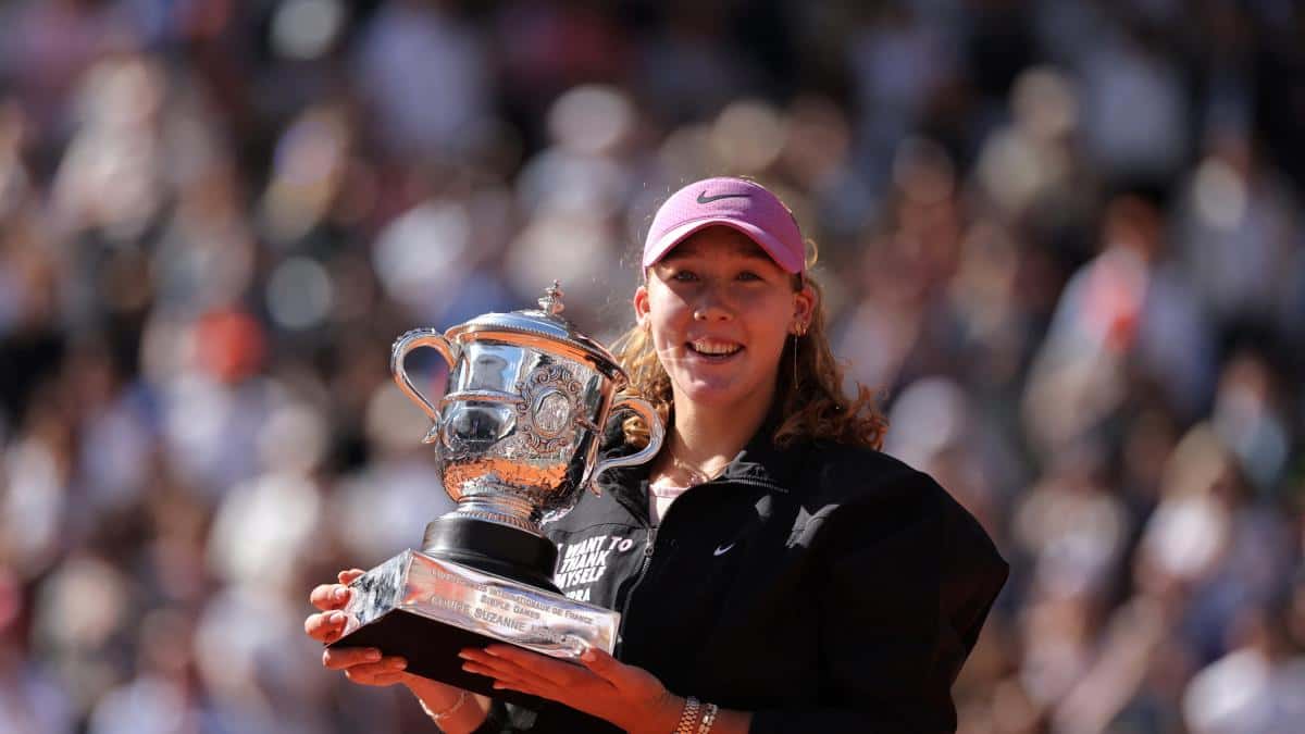 Mirra Andreeva, con 19 años, gana su primer Grand Slam en Roland Garros al vencer a Maja Chwalinska