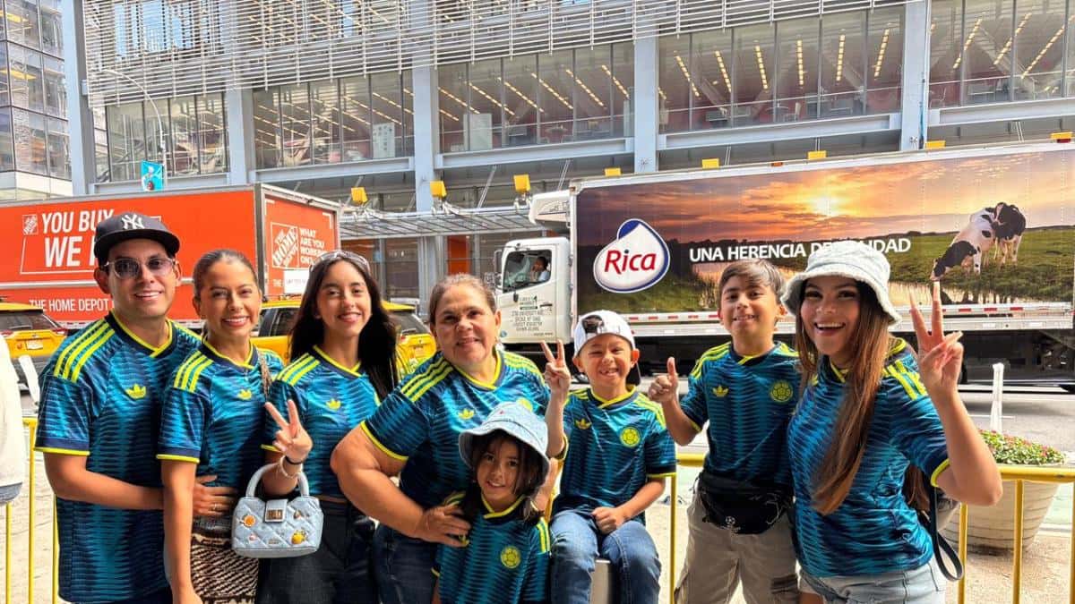 La afición colombiana llena de amarillo Nueva York antes del duelo ante Uzbekistán