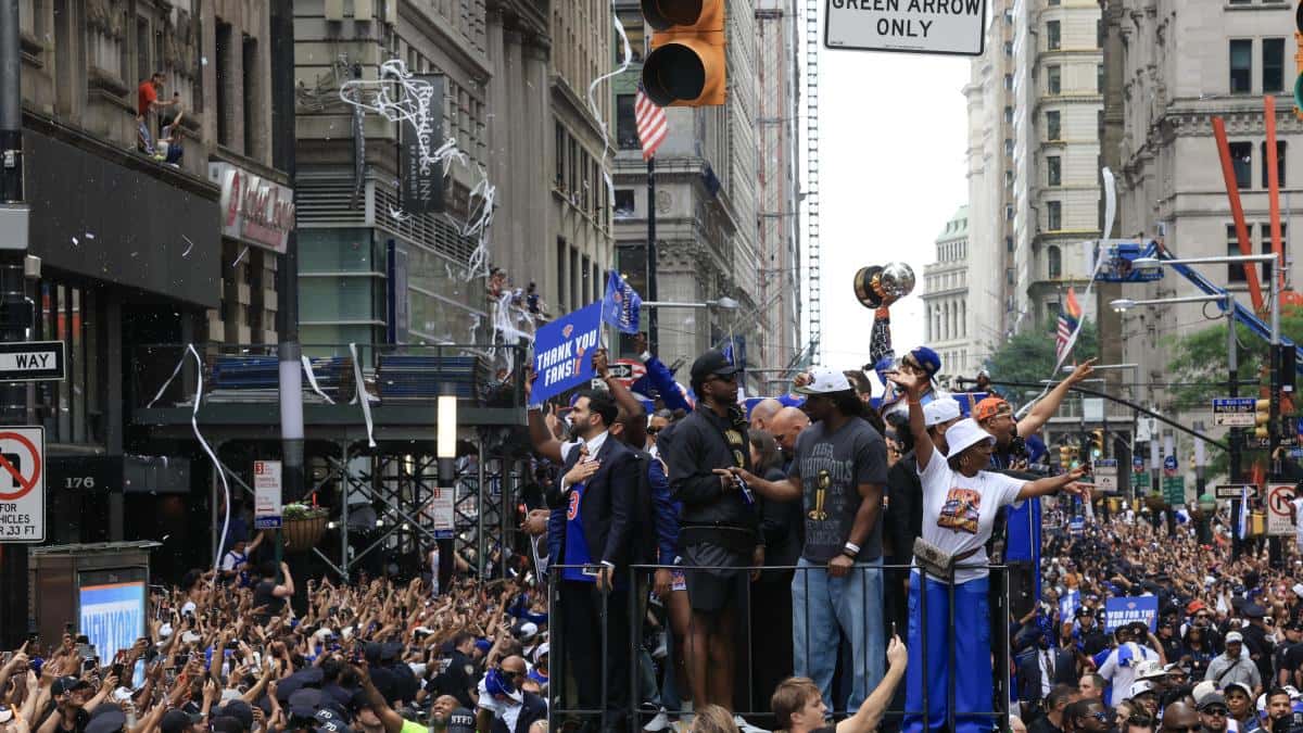 Nueva York homenajea a los Knicks con desfile y entrega de las llaves de la ciudad