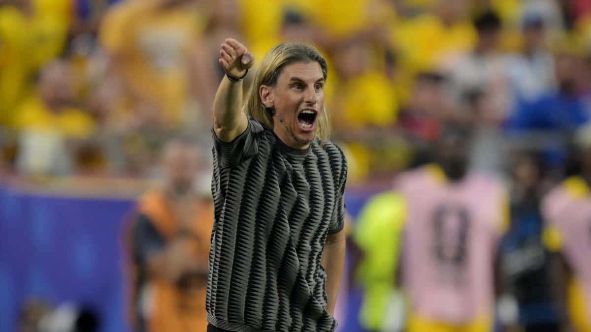 Beccacece asume la responsabilidad por el 0-0 de Ecuador ante Curazao y entiende el enojo de la hinchada