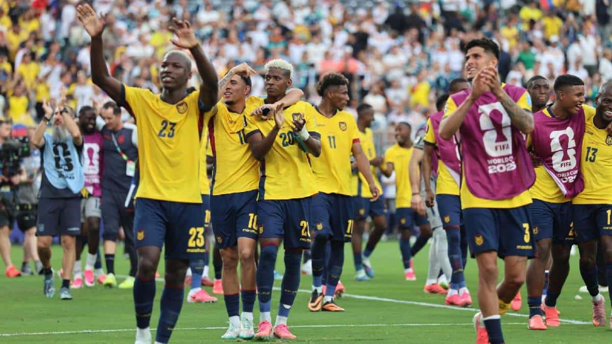 Ecuador firma una gesta histórica y derrota 2-1 a Alemania para avanzar a los 16avos