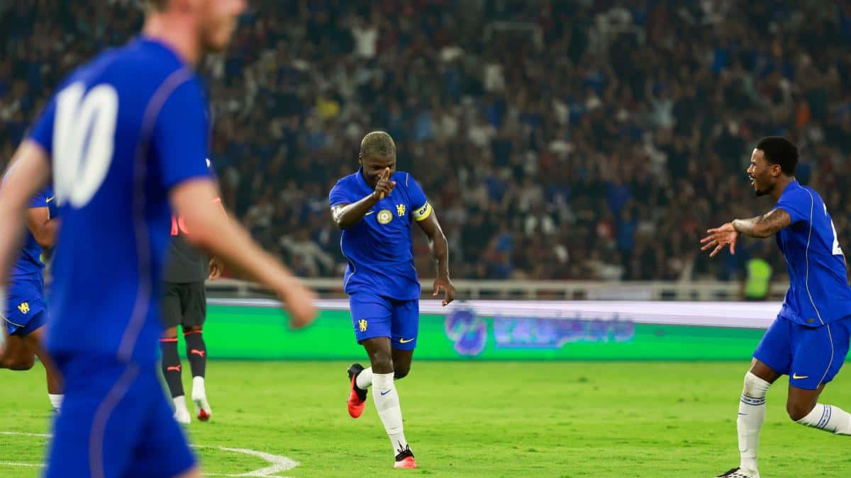 Chelsea golea 3-0 al AC Milan y Moisés Caicedo firma el tercer tanto en Yakarta
