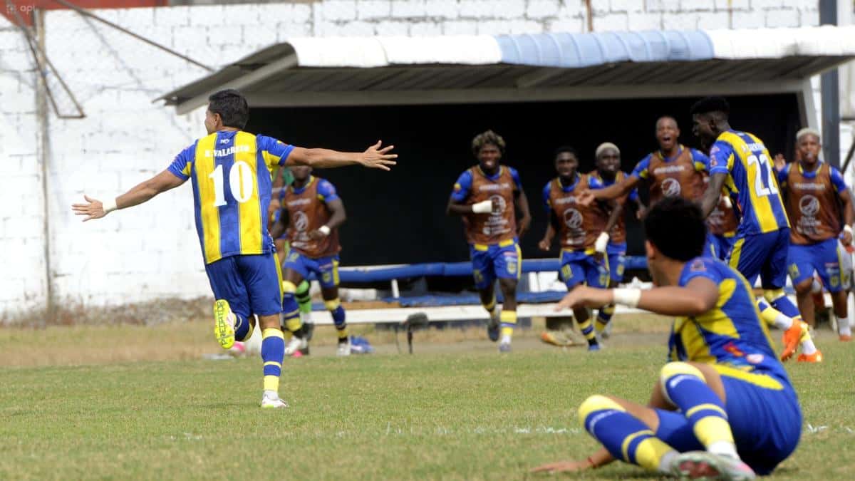 Astillero FC supera a Daquilema 2-0 y avanzará a los cuartos de final de la Copa Ecuador