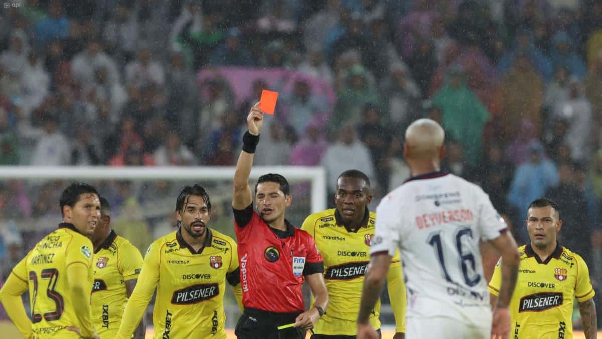 Incidentes en tribunas y expulsión de Deyverson: la LigaPro dejó tensiones que impactaron la tabla