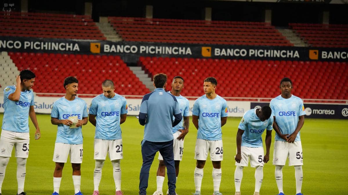 Universidad Católica demanda a la Intendencia de Guayas para conocer los informes que llevaron a LigaPro a suspender el duelo con Emelec