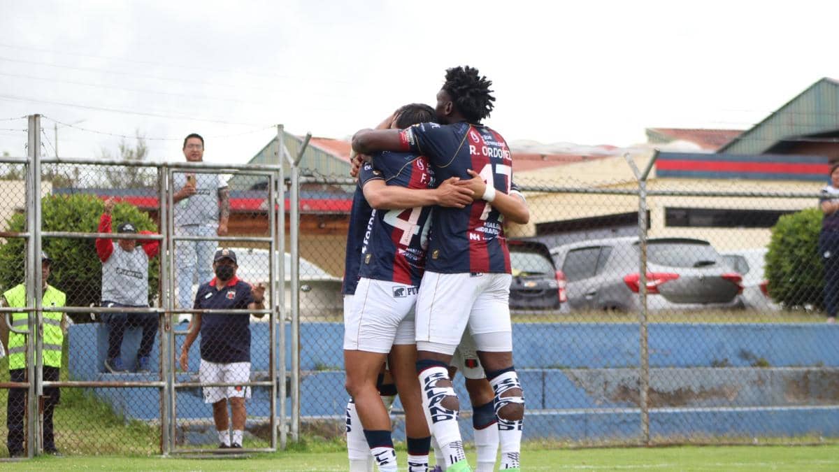 Deportivo Quito gana 2-0 a Patogol y mantiene el pleno en la Segunda Categoría de Pichincha