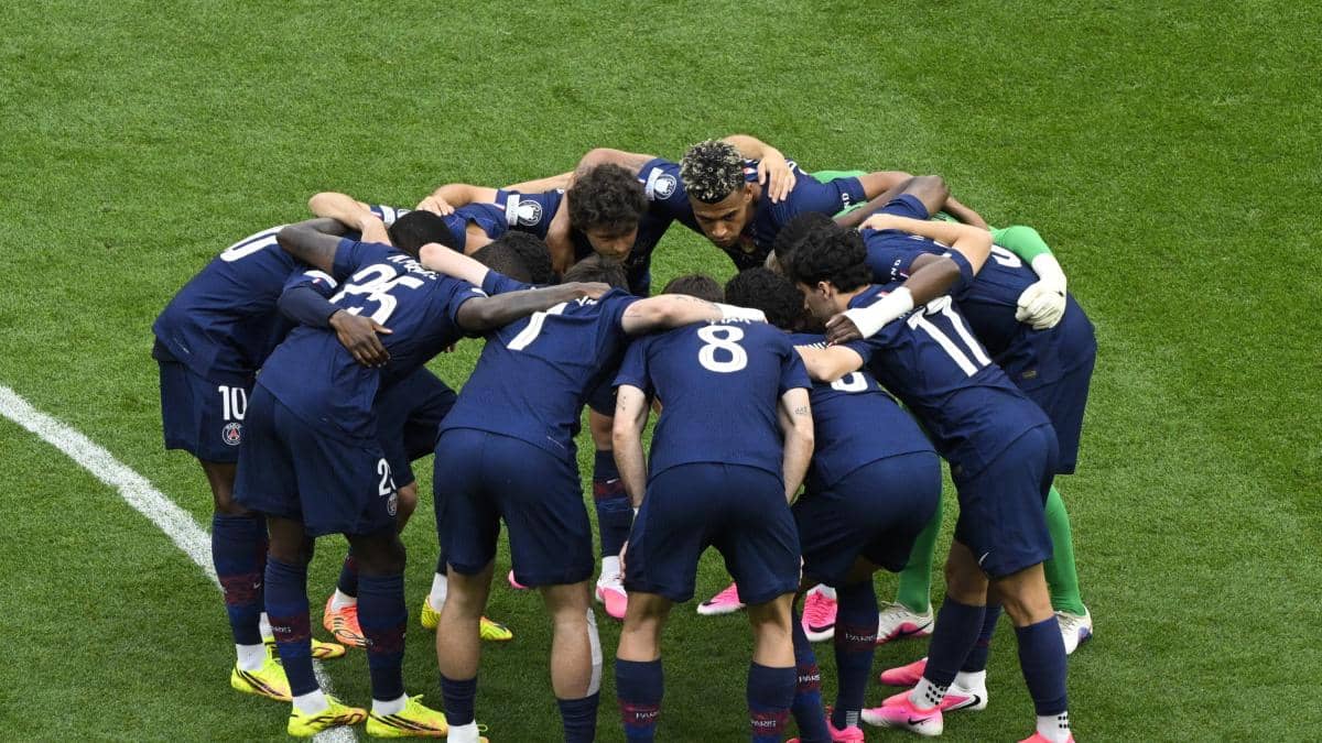 Notas del PSG de Willian Pacho tras el 1-1 con Arsenal y el título de Champions en penales