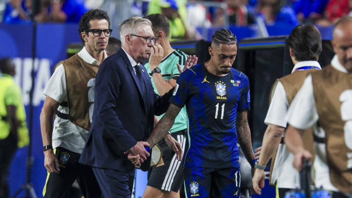 Raphinha sufre una nueva lesión y su participación con Brasil queda en entredicho para el Mundial 2026