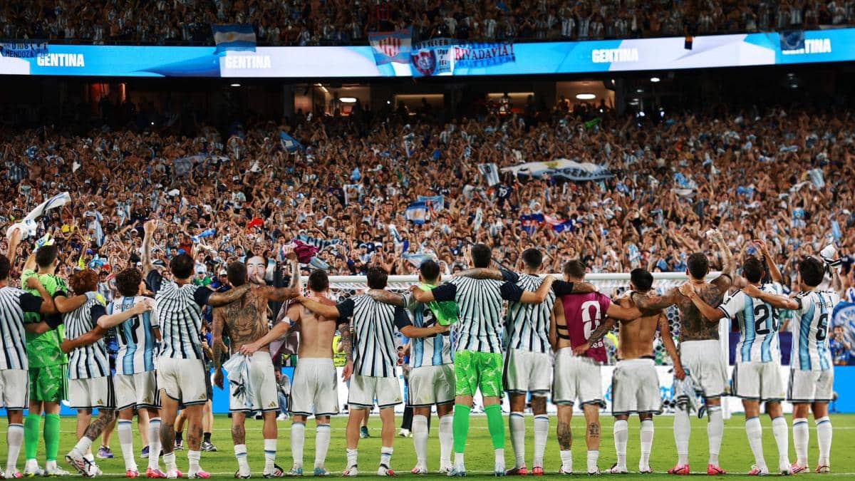 Argentina palpita la semifinal ante Inglaterra con cánticos por Malvinas