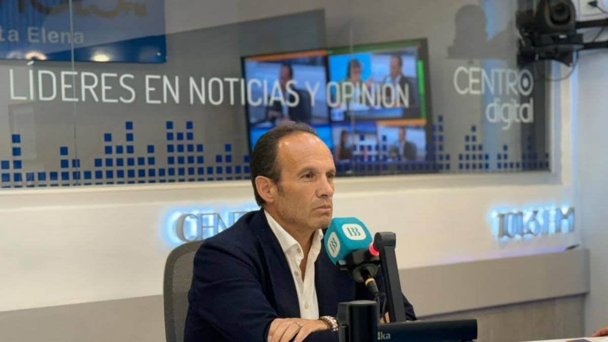 Francisco Egas, presidente de la FEF: descarta amenazas a Ecuador y explica el ambiente previo al duelo ante México