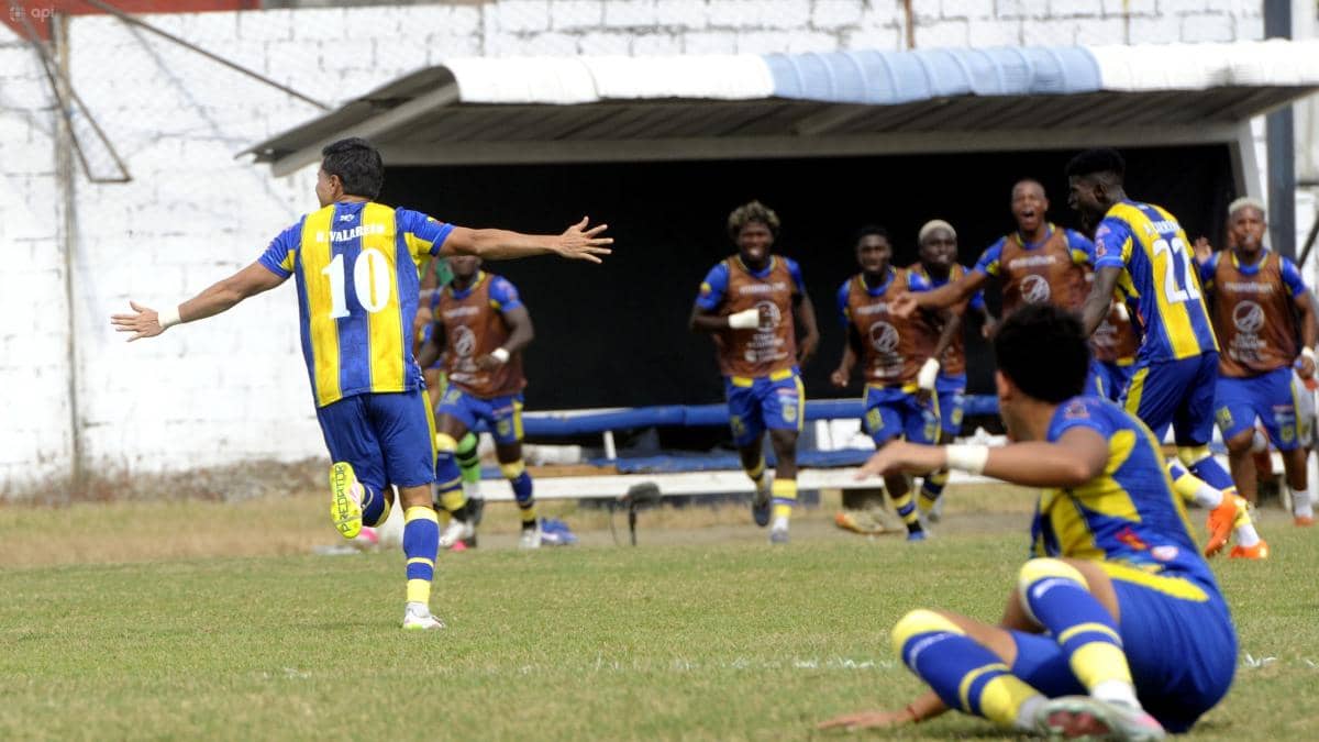 Astillero FC supera a Daquilema 2-0 y avanzará a los cuartos de final de la Copa Ecuador