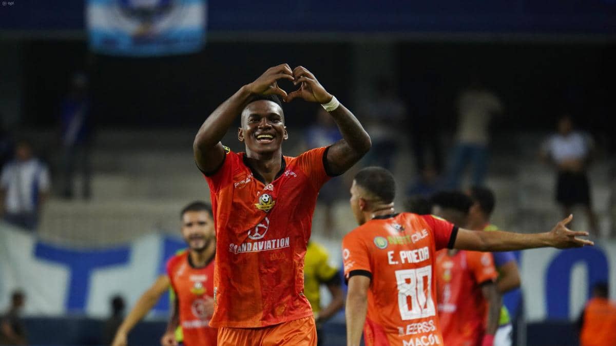 Libertad recibe a Leones FC en la Fecha 2 del cuadrangular de la LigaPro