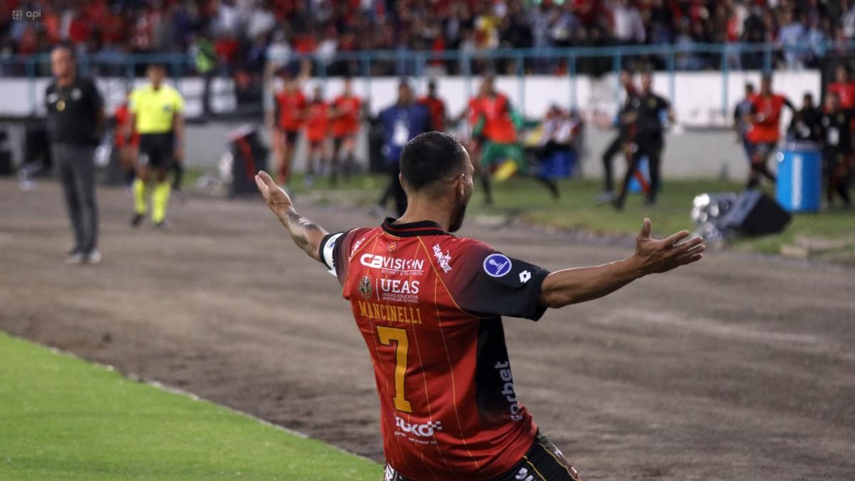La prensa de Brasil destacó el gol olímpico de Lucas Mancinelli en el 1-0 de Deportivo Cuenca sobre Santos