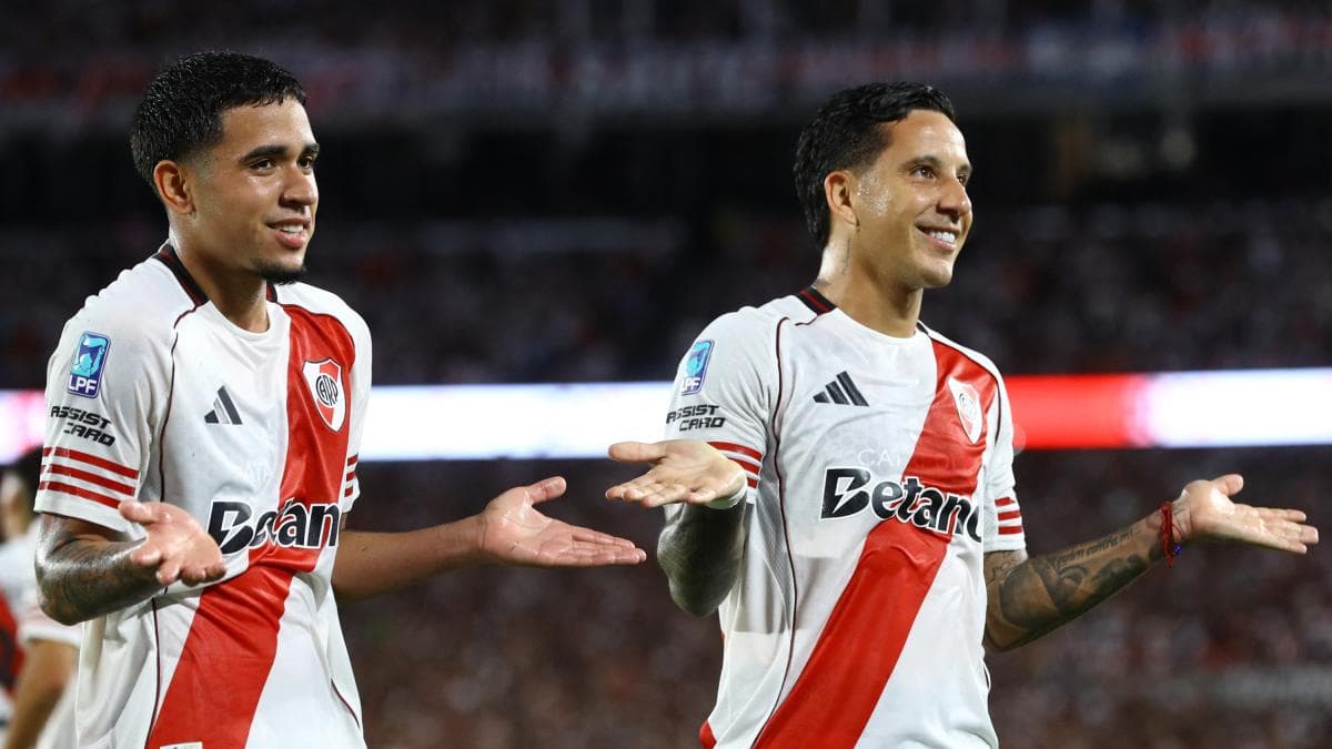 Kendry Páez celebró su asistencia en la victoria 1-0 de River Plate sobre Carabobo en la Copa Sudamericana