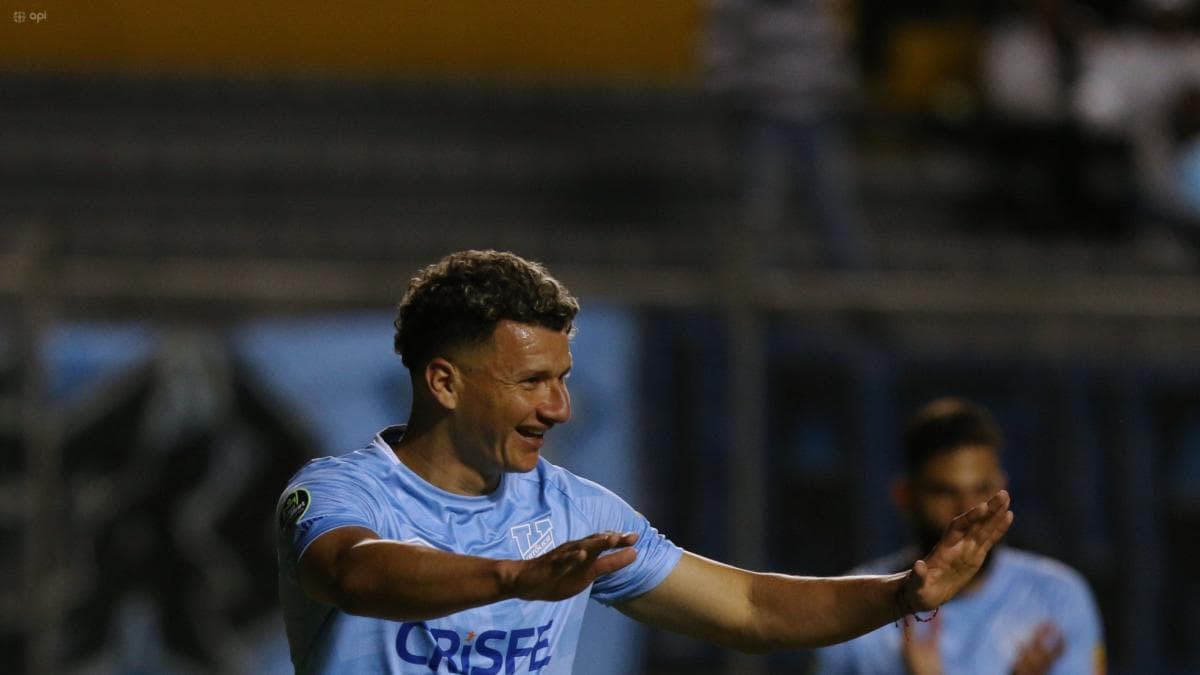 Universidad Católica golea a Macará, recupera el liderato y mantiene su invicto en la LigaPro