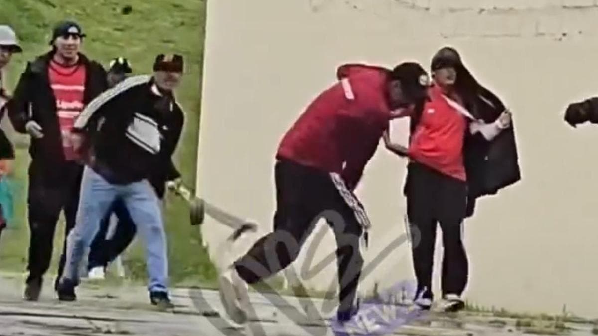 Disturbios de hinchas de El Nacional tras la derrota 2-0 ante Gualaceo en la Serie B de la LigaPro