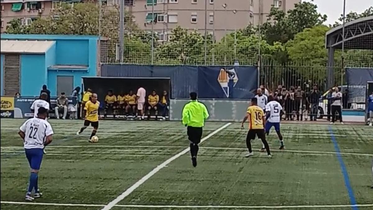 Barcelona SC y Emelec protagonizan un Clásico del Astillero en Catalunya: triunfo 1-0 de los ‘amarillos’