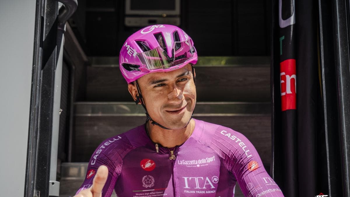 Jhonatan Narváez abandona el Giro de Italia en la etapa 19