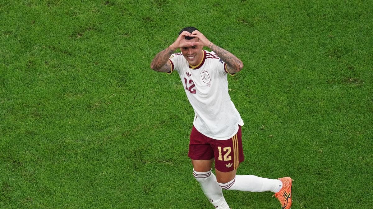 Pedro Porro celebra su gol y el pase de España a la final del Mundial: “Ni en mis mejores sueños pensaba algo así”