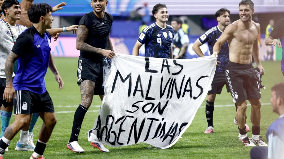 Javier Milei respalda la pancarta por Malvinas tras el triunfo de Argentina y el pase a la final